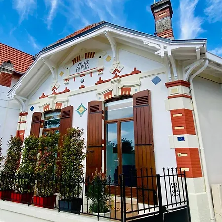 Salve Maria, Proche Et Centre Ville, Climatise ,menage Et Draps Compris * Аркашон